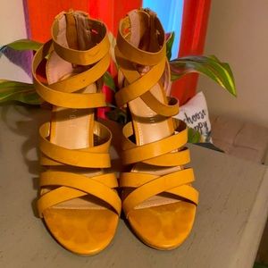 Madden girl sandal